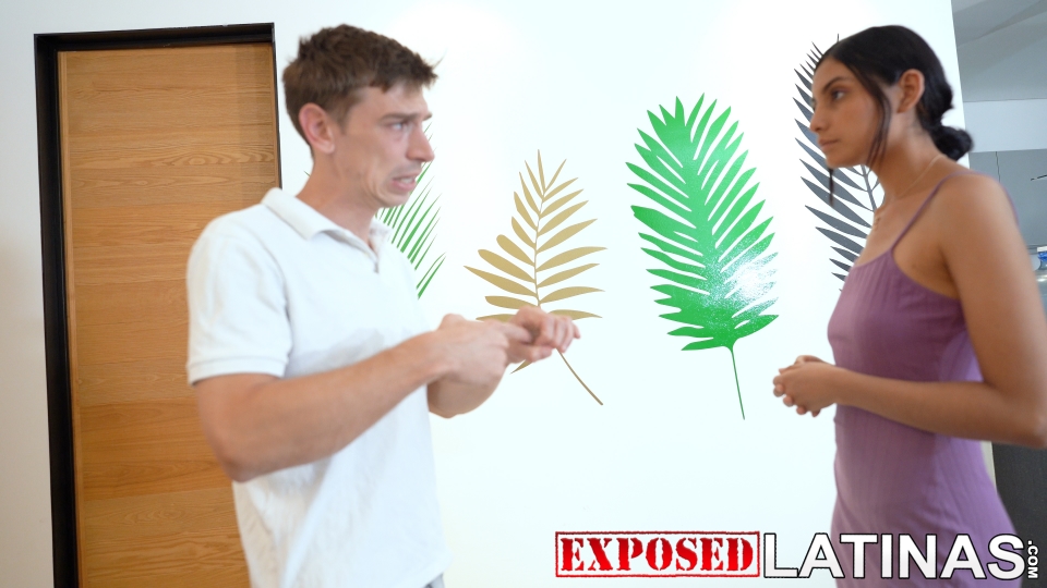 SEXMEX Latina teen works hard for her commission . Fernanda Love